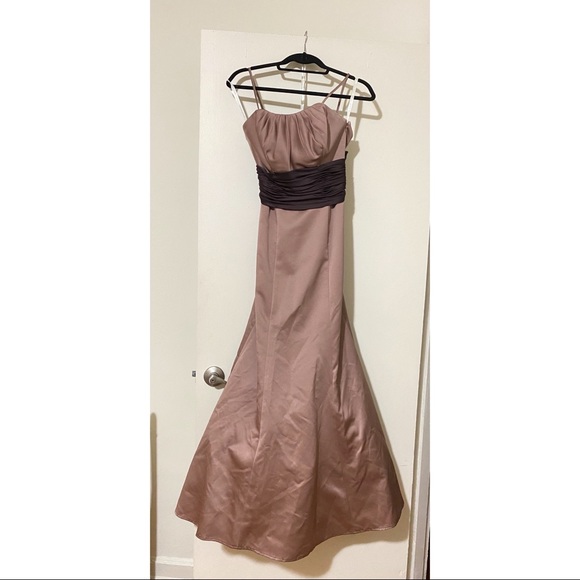 David’s Bridal Dress Style F12256 - Picture 3 of 11